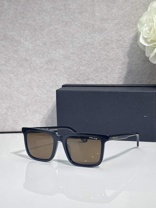 Picture of Police Sunglasses _SKUfw79760032fw